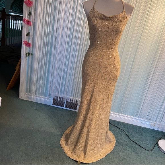 Vintage Gold Sparkle Glitter Open Back Fish Tail Sexy Party Halter Dress - Picture 11 of 17